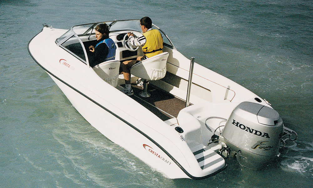 Cresta Release the popular new powerboat model: Cresta Craft 520.