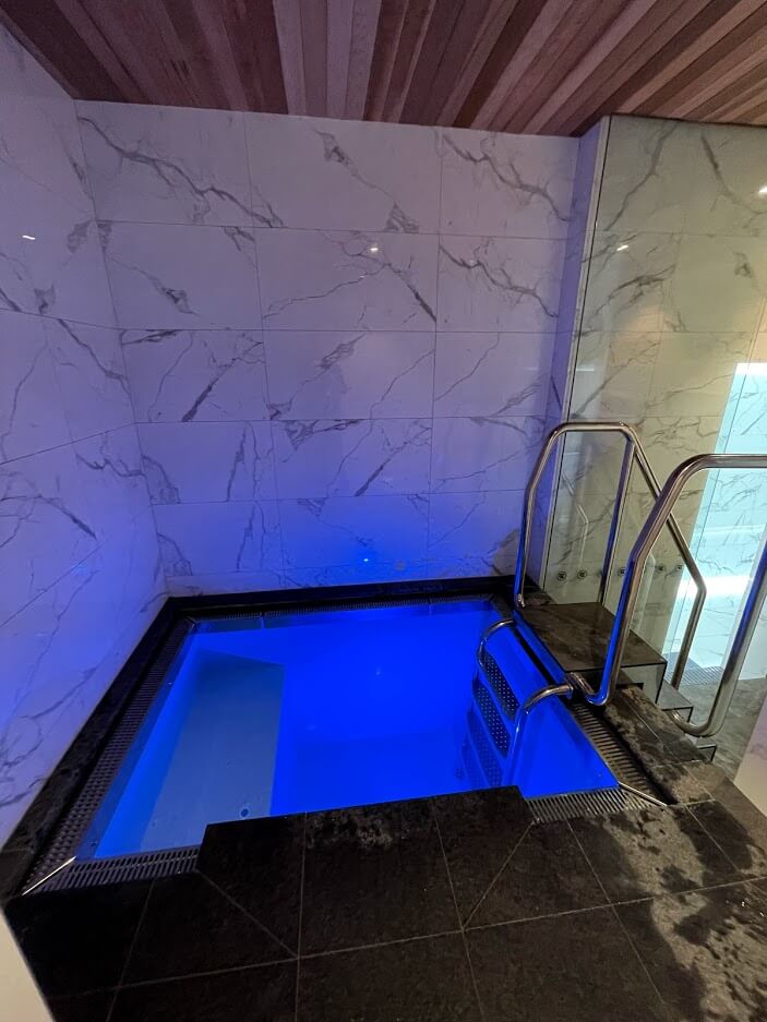 Fibreglass plunge pool